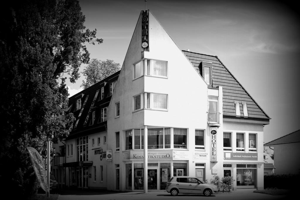 Hotel Jahnke 노이브란덴부르크 외부 사진